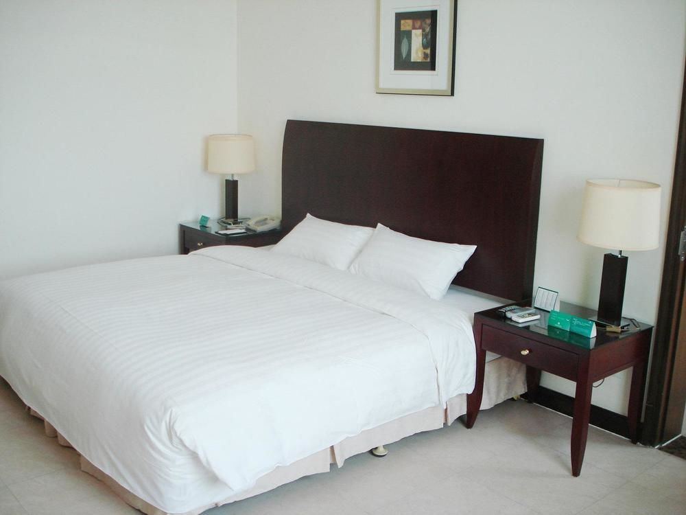 Clifford Golden Lake Hotel Foshan Eksteriør bilde