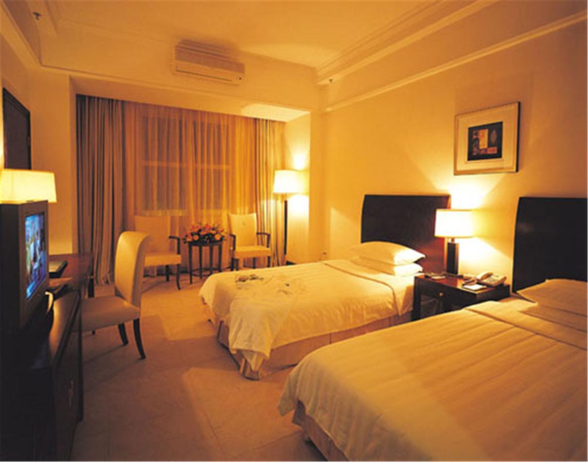 Clifford Golden Lake Hotel Foshan Rom bilde