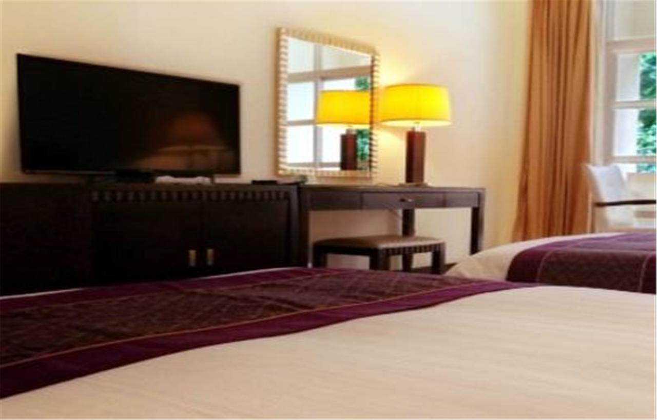 Clifford Golden Lake Hotel Foshan Eksteriør bilde