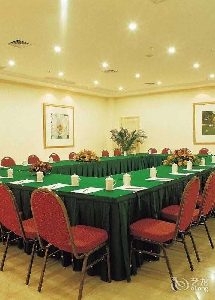 Clifford Golden Lake Hotel Foshan Eksteriør bilde